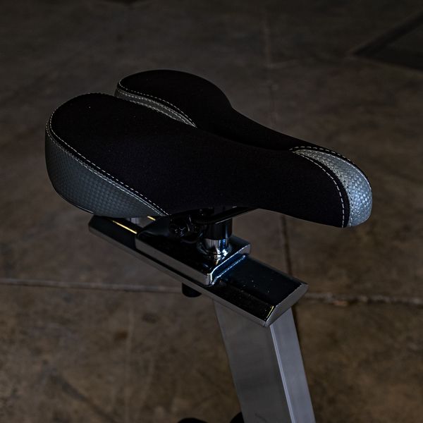 Ausdauer-Full-Spin-Bike