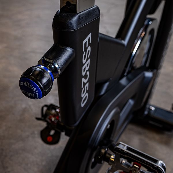 Ausdauer-Full-Spin-Bike